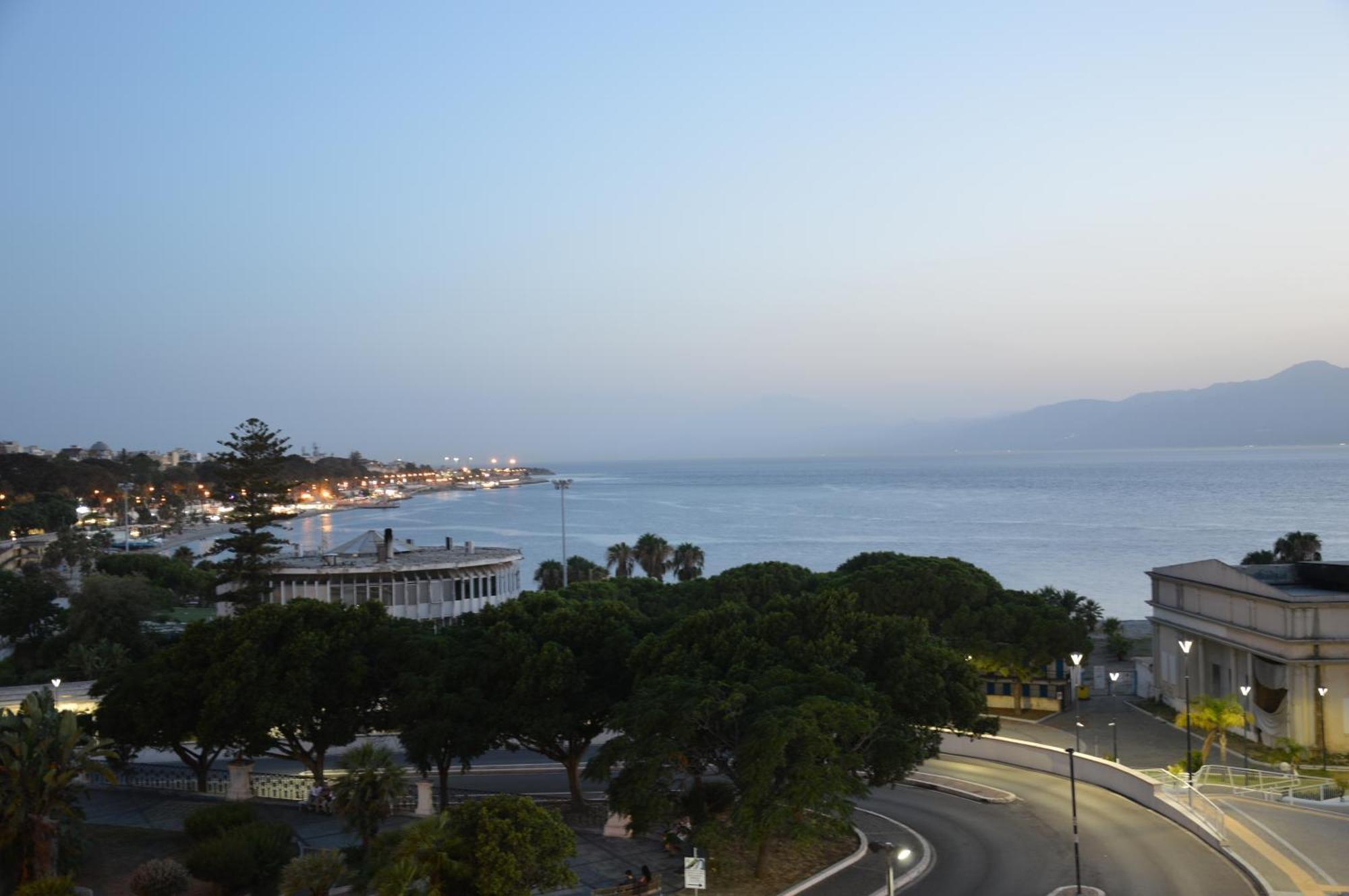 Via Roma Leilighet Reggio di Calabria Eksteriør bilde
